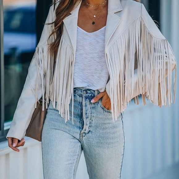 LAST ONE -WALFORD CROPPED FRINGE FAUX SUEDE JACKET - Picture 3 of 13